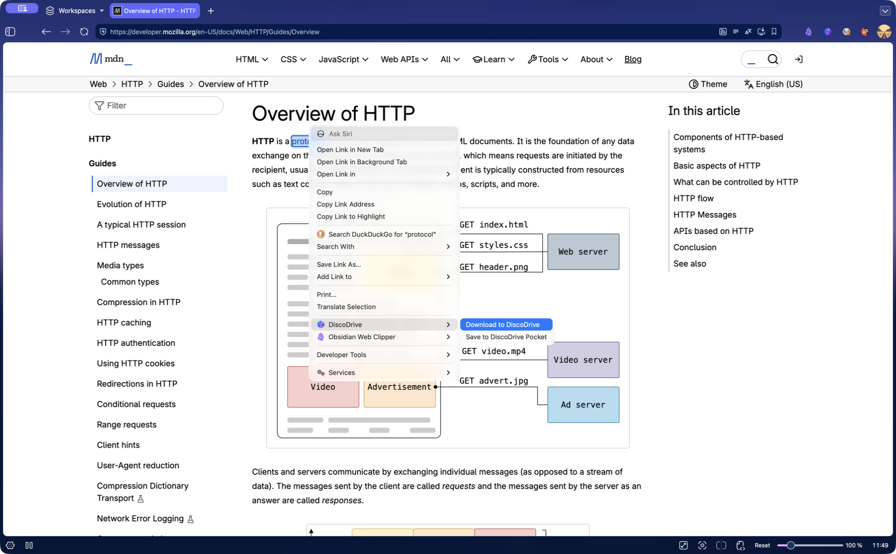 A link's context menu in the browser with a DiscoDrive submenu: download to DiscoDrive and save to read later.